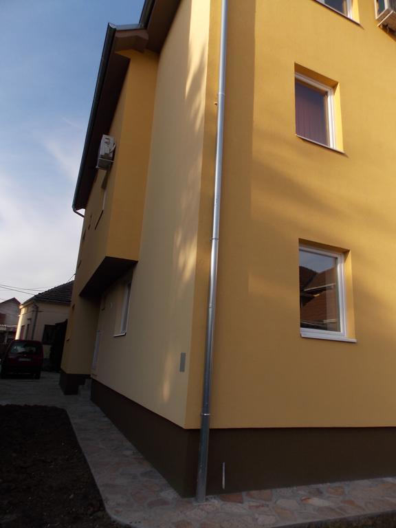 Kety Apartments Kragujevac Eksteriør bilde